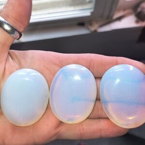 Opalite palm stone